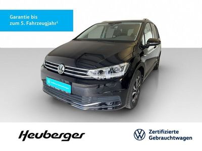 Gebraucht VW Touran Active 150 PS (110 kW) 2023 Schwarz Van / Kleinbus