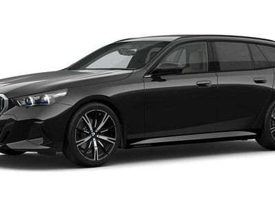 Gebraucht BMW 520 Comfort Edition 197 PS (144 kW) 2025 Schwarz Kombi