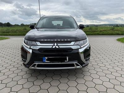 Mitsubishi Outlander P-HEV