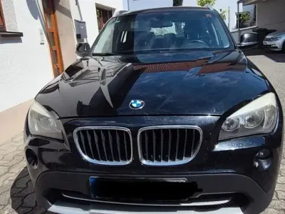 Gebraucht BMW X1 143 PS (105 kW) 2011 Schwarz SUV