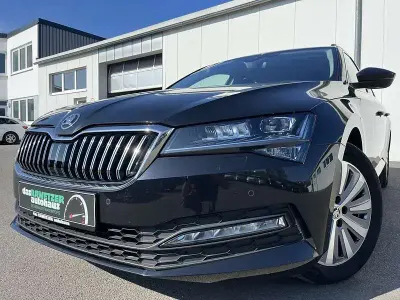Gebraucht Skoda Superb Ambition 200 PS (147 kW) 2021 Schwarzmagic Kombi