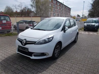 Gebraucht Renault Scénic III Initiale Paris 116 PS (85 kW) 2014 Weiß Van / Kleinbus
