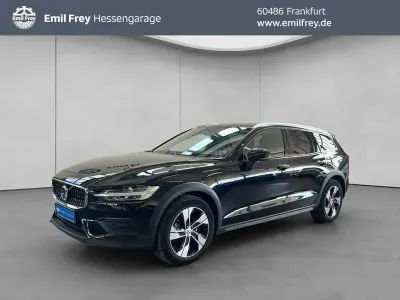 Gebraucht Volvo V60 CC 145 PS (106 kW) 2024 Kombi