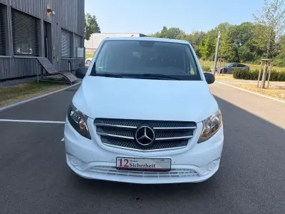 Gebraucht Mercedes Vito Edition 163 PS (119 kW) 2018 Weiß Van