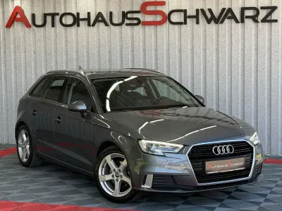 Gebraucht Audi A3 Sport 150 PS (110 kW) 2017 Grau Limousine