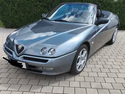 Gebraucht Alfa Romeo Spider 150 PS (110 kW) 2002 Grau Cabrio