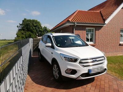 gebraucht Ford Kuga 1,5 EcoBoost 4x2 / AHK / ALLWETTER /