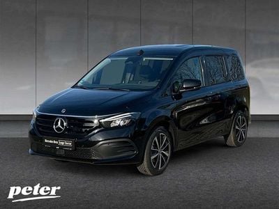 Begagnad Mercedes EQT200 89 kW (122 HK) 2024 Svart Minibuss