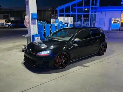 Gebraucht VW Golf VII GTI 363 PS (266 kW) 2015 Schwarz Kleinwagen