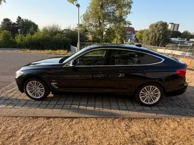 Gebraucht BMW 320 Luxury Line 190 PS (139 kW) 2015 Schwarz Limousine