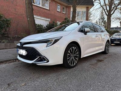Gebraucht Toyota Corolla 196 PS (144 kW) 2025 Weiß Kombi