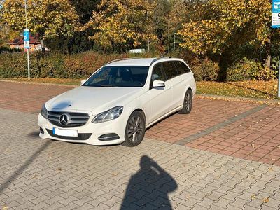 Mercedes E200