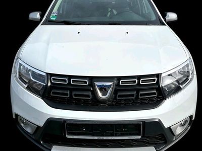 gebraucht Dacia Logan MCV Stepway Bj. 2018 Automatik