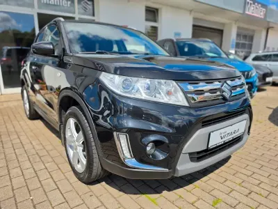 Gebraucht Suzuki Vitara Comfort 120 PS (88 kW) 2017 Schwarz SUV