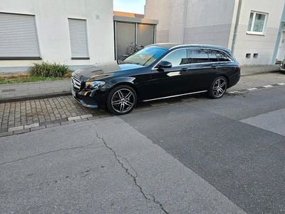 Gebraucht Mercedes E220 194 PS (142 kW) 2017 Schwarz Kombi