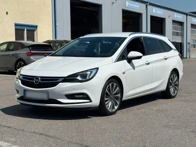 Gebraucht Opel Astra Ultimate 160 PS (117 kW) 2017 Weiß Kombi