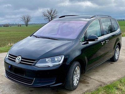 Gebraucht VW Sharan Comfortline 150 PS (110 kW) 2016 Schwarz Van / Kleinbus