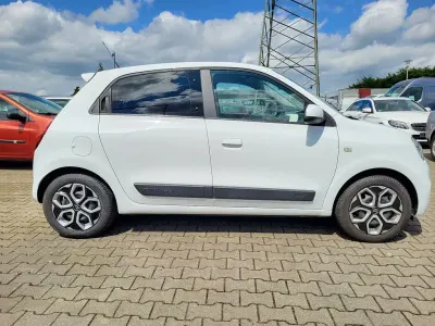 Używany Renault Twingo LIMITED 73 KM (53 kW) 2020 Biały Hatchback