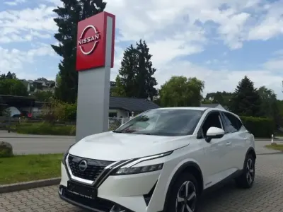 Gebraucht Nissan Qashqai N-Connecta 158 PS (116 kW) 2023 Brilliant white (m) SUV