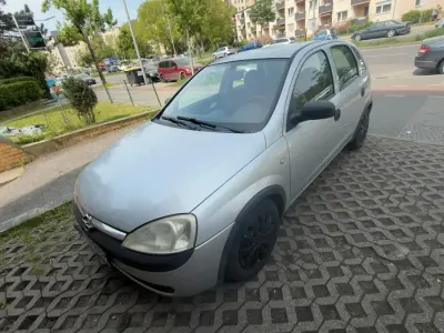Gebraucht Opel Corsa 80 PS (58 kW) 2004 Silber Kleinwagen