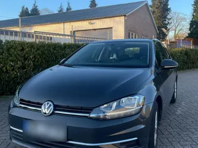 Gebraucht VW Golf VII 86 PS (63 kW) 2018 Grau Coupé