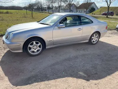 Gebraucht Mercedes CLK200 Avantgarde 163 PS (119 kW) 2002 Silber Coupé