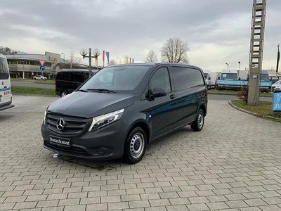 Granitgrün Gebraucht 2021 Mercedes Vito Van | 19.944 € (Fairer Preis)