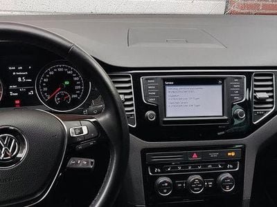 Gebraucht VW Golf Sportsvan Sound 110 PS (80 kW) 2017 Grau Van / Kleinbus