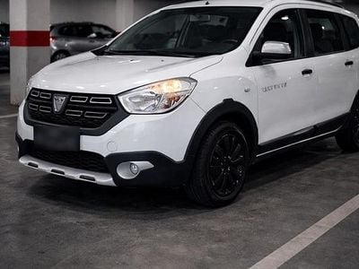 Gebraucht Dacia Lodgy Stepway 115 PS (84 kW) 2017 Weiß Van / Kleinbus