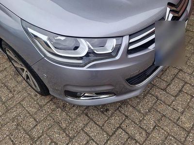 Grau Gebraucht 2016 Citroën C4 PureTech Kombi | 8.500 € (Etwas zu teuer)
