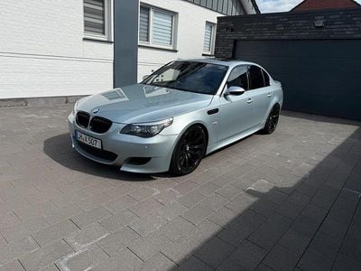 Silber Gebraucht 2005 BMW M5 Limousine | 42.900 € (Teuer)