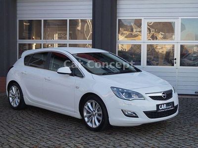 Weiß Gebraucht 2012 Opel Astra OPC Limousine | 7.890 € (Fairer Preis)