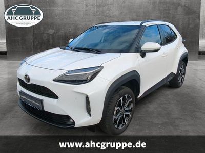 Neu Toyota Yaris Cross 131 PS (96 kW) 2025 Weiss SUV