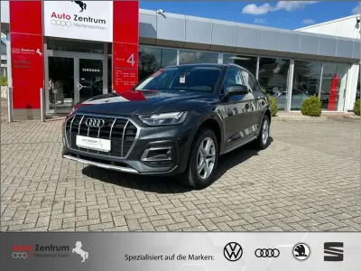 Używany Audi Q5 Advanced 204 KM (150 kW) 2023 Szary SUV