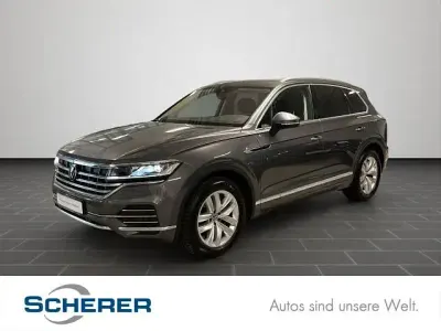 Używany VW Touareg Atmosphere 231 KM (169 kW) 2022 Szary SUV