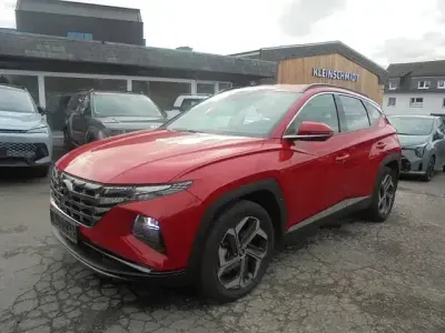 Gebraucht Hyundai Tucson 265 PS (194 kW) 2022 Engine red SUV
