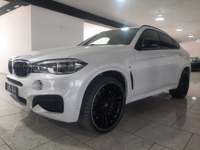 gebraucht BMW X6 M50 23 Zoll Allrad Sportpaket HUD AHK-klappbar AHK Navi Leder digitales digitales Cockpit