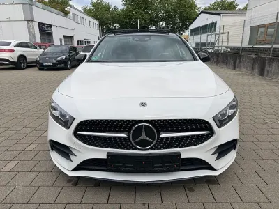 Gebraucht Mercedes A200 AMG line 163 PS (119 kW) 2021 Weiß Limousine