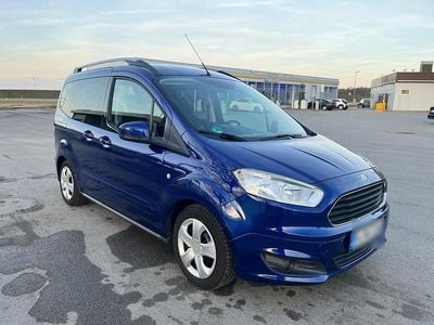 Gebraucht Ford Tourneo Courier 100 PS (73 kW) 2015 Blau Van / Kleinbus