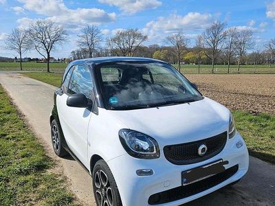 Gebraucht Smart ForTwo Coupé 90 PS (66 kW) 2017 Weiß Coupé