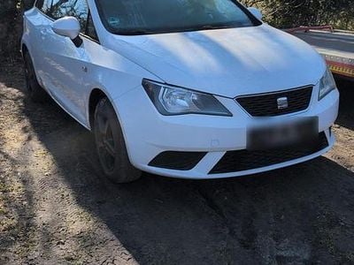 Gebraucht Seat Ibiza 70 PS (51 kW) 2012 Weiß Kleinwagen