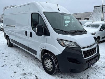 Weiß Gebraucht 2022 Peugeot Boxer Van | 19.900 € (Fairer Preis)