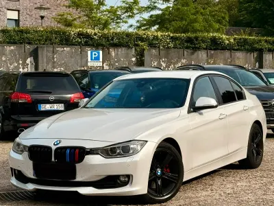 Gebraucht BMW 330 258 PS (189 kW) 2014 Limousine