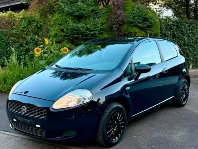 Gebraucht Fiat Punto 65 PS (47 kW) 2009 Blau Kleinwagen