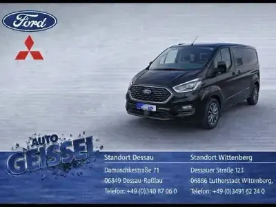 Używany Ford Tourneo Custom Titanium 170 KM (125 kW) 2025 Czarny Van