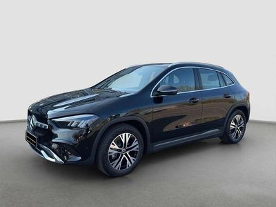 Gebraucht Mercedes GLA200 163 PS (119 kW) 2025 Metalliclack kosmosschwarz SUV