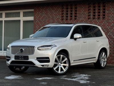 Crystal white / metallic Gebraucht 2016 Volvo XC90 Inscription SUV | 23.900 € (Fairer Preis)