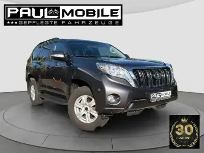 Gebraucht Toyota Land Cruiser 177 PS (130 kW) 2016 Grey metallic SUV