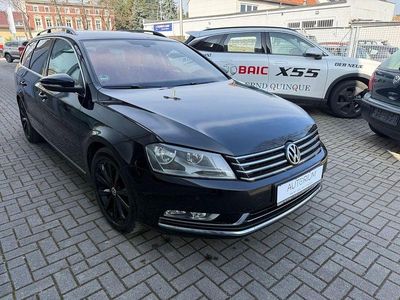 Gebraucht VW Passat Highline 140 PS (102 kW) 2013 Deep black perleffekt Kombi