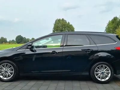 Gebraucht Ford Focus 150 PS (110 kW) 2018 Schwarz Kombi